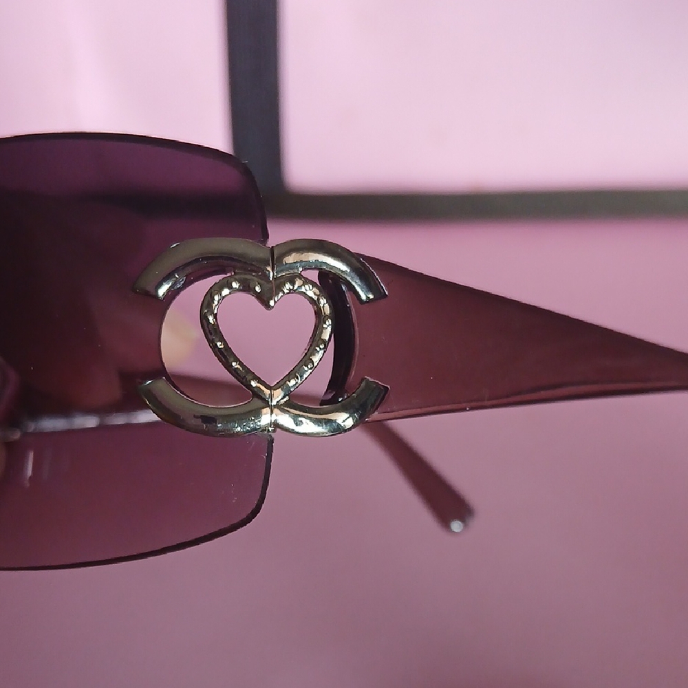 CHANEL Purple Sunglasses with Heart Detail - Picture 2 of 7